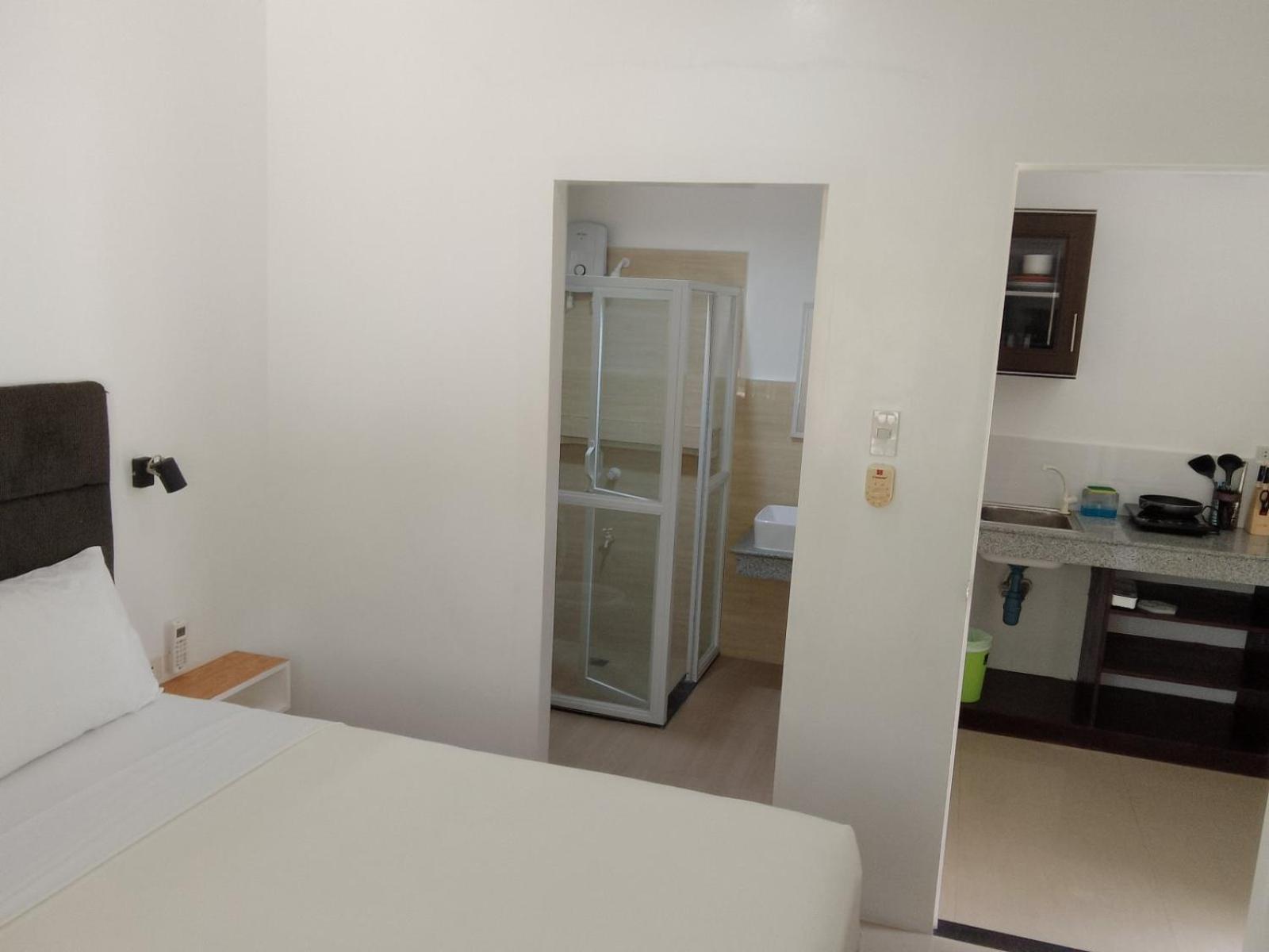 Heartland Hotel Serviced Rooms & Apartments. Панглао Екстериор снимка