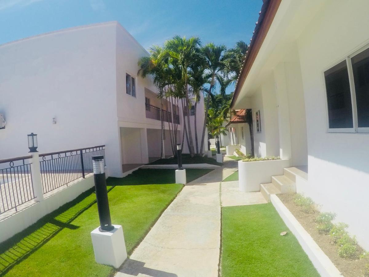 Heartland Hotel Serviced Rooms & Apartments. Панглао Екстериор снимка