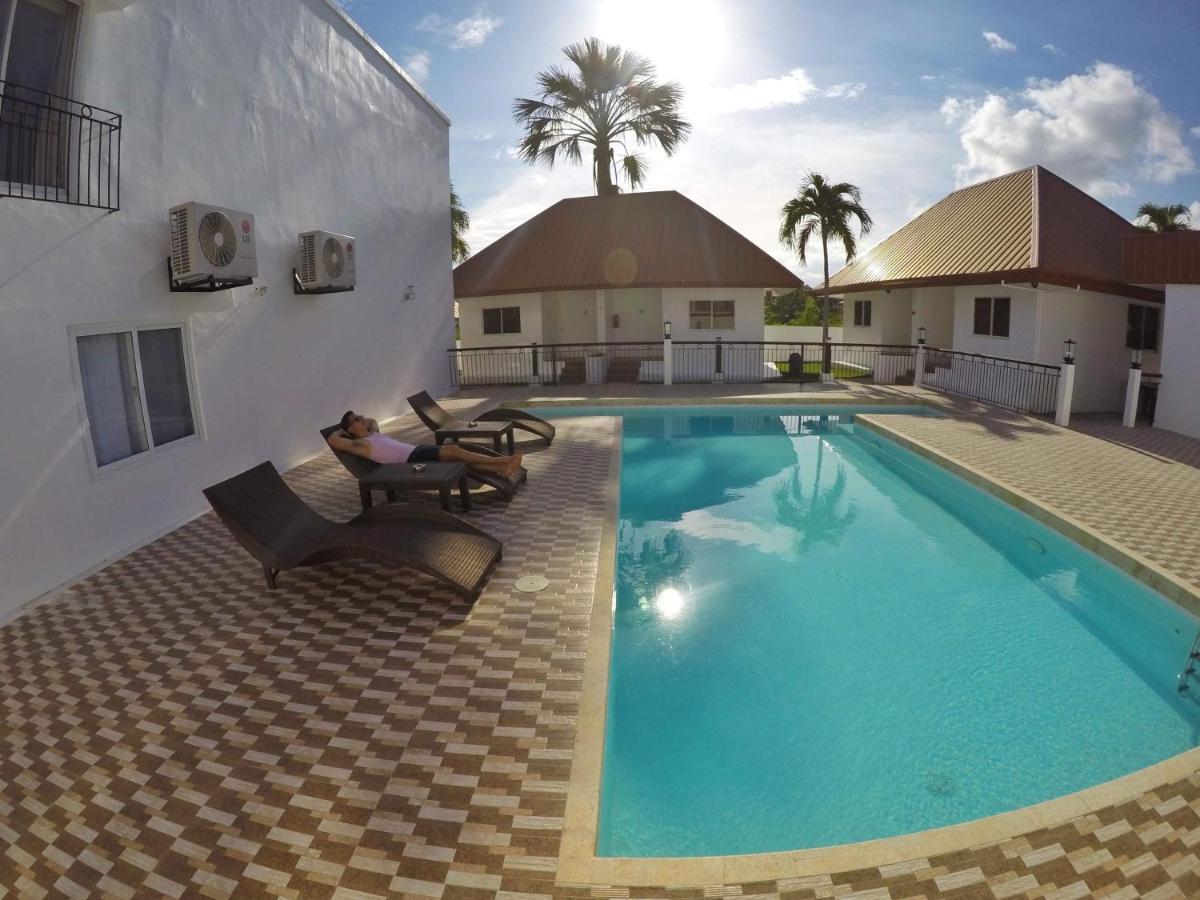 Heartland Hotel Serviced Rooms & Apartments. Панглао Екстериор снимка